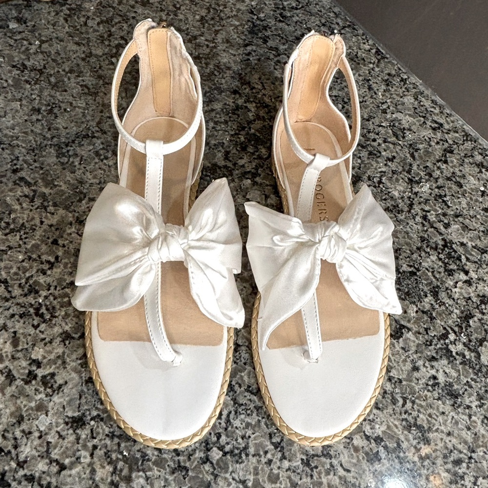 Jack Rogers Heidi T-Strap White Satin Bow Sandals Size 7 New In Box - Picture 5 of 10